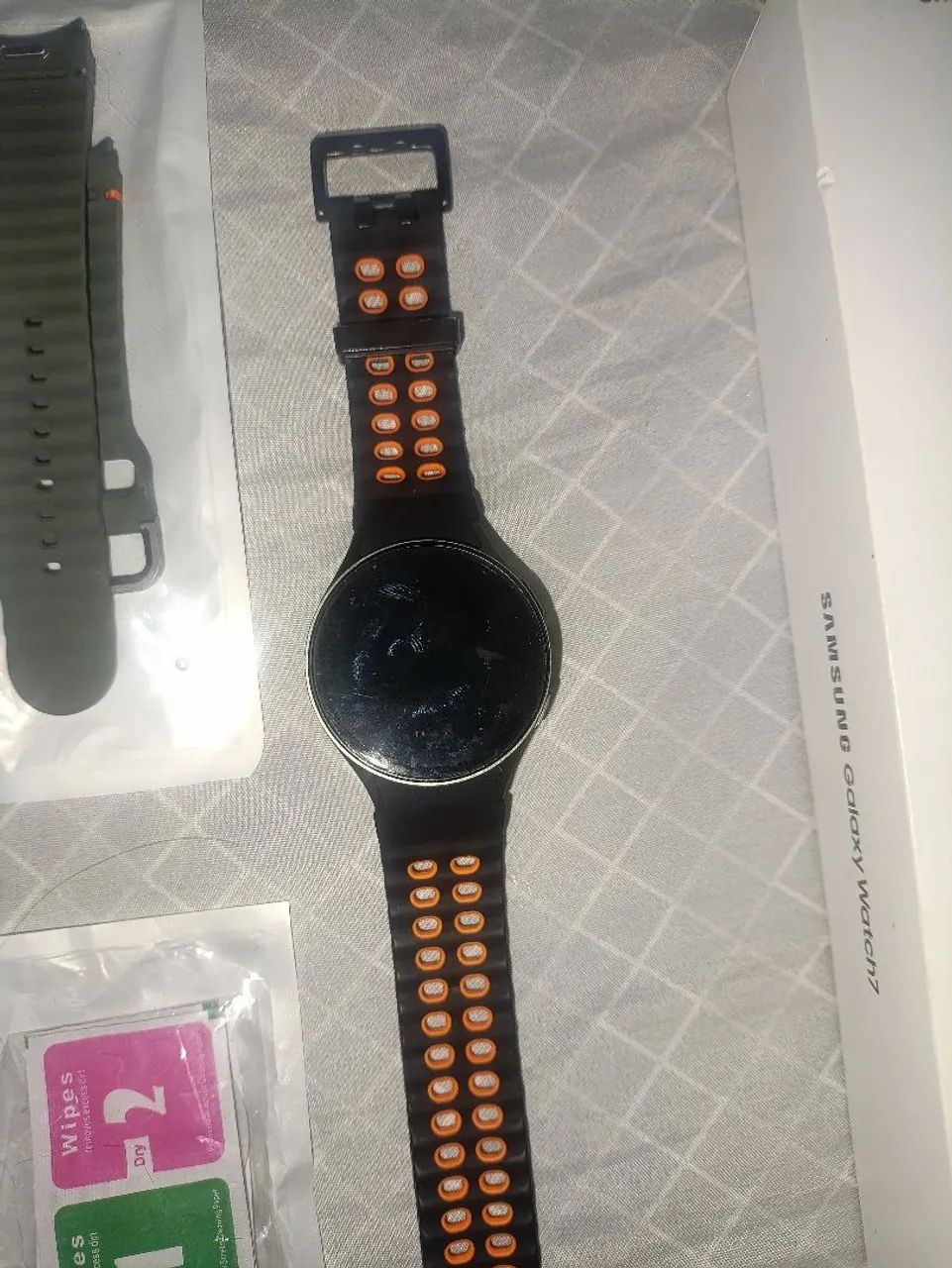 Galaxy Watch 7 44mm, perfeito estado, tudo original, com nota fiscal e pulseira de brinde - Foto 2