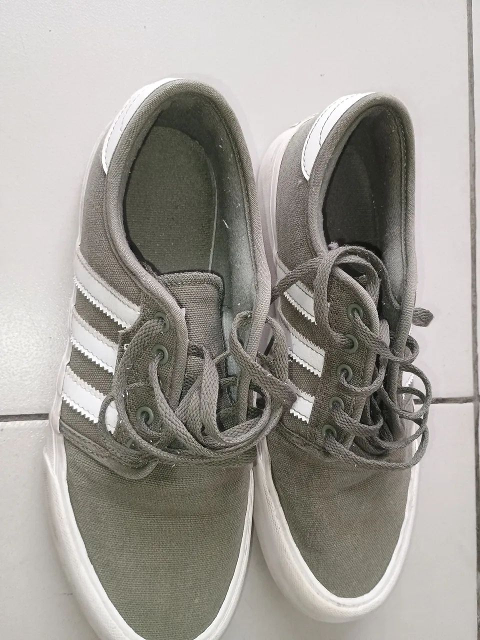 Tênis Adidas Verde - Foto 2