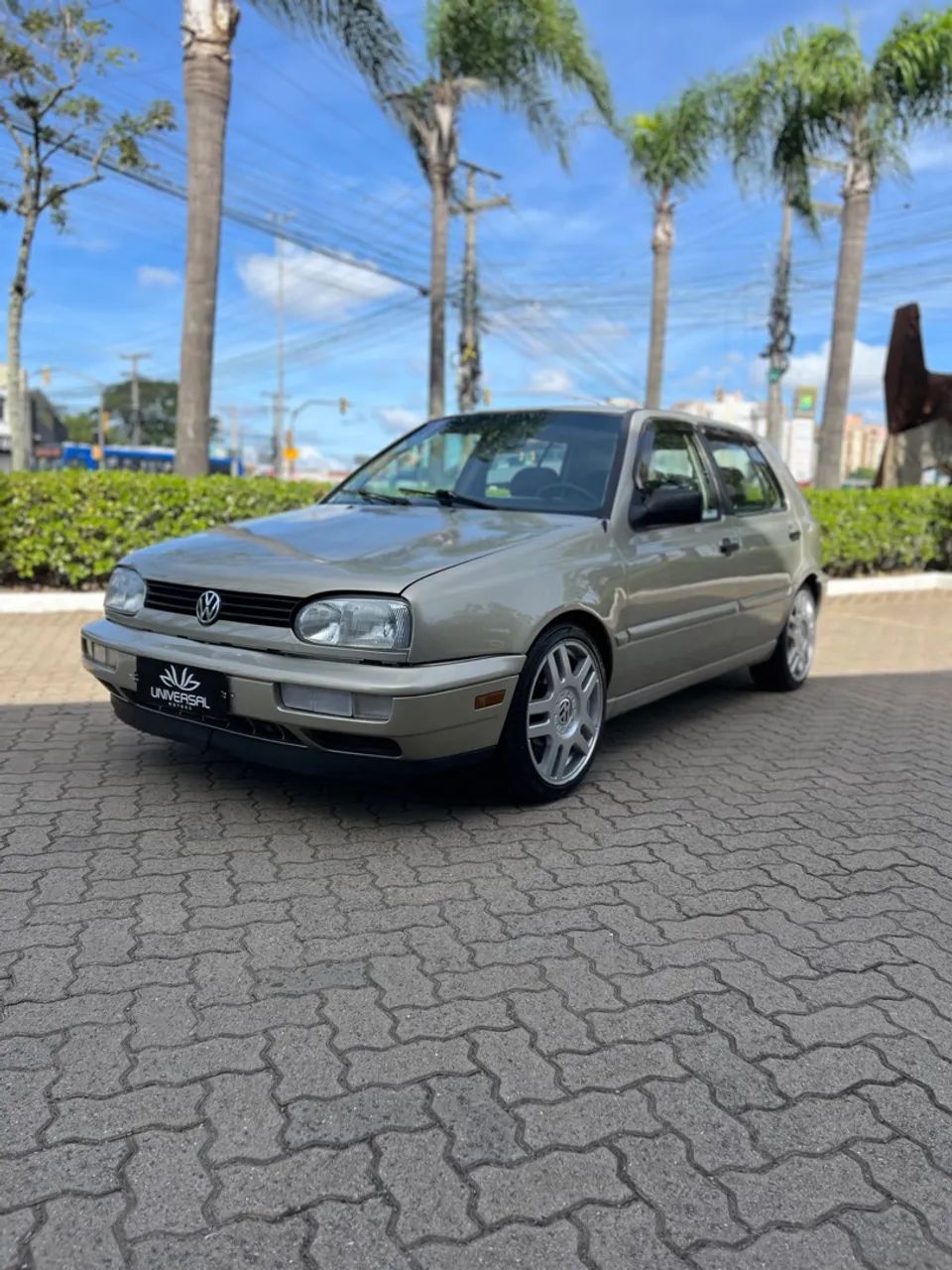 Vw Golf Glx, carro de ano 1996 modelo 1997, motor 2.0Mi. - Foto 5