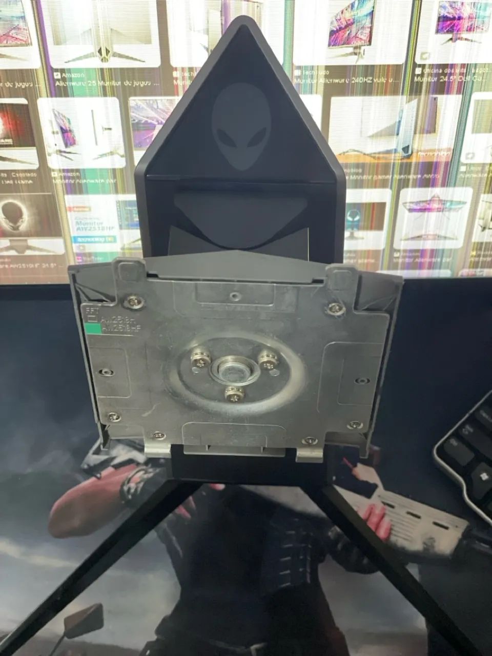 Monitor Alienware AW2518HF 240Hz - Com defeito no painel + Base original Perfeita - Foto 5