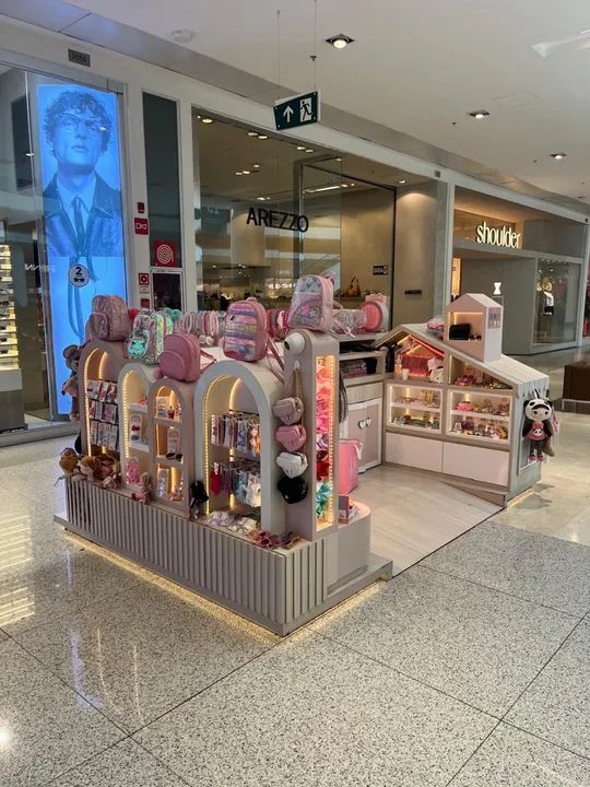 Quiosque de Acessórios Femininos - Novo e Completo