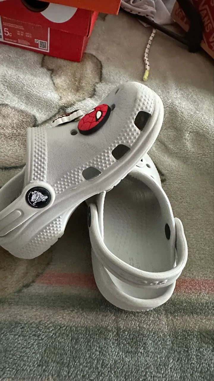 CROCS INFANTIL C8 c/ Jibbitz - Foto 4