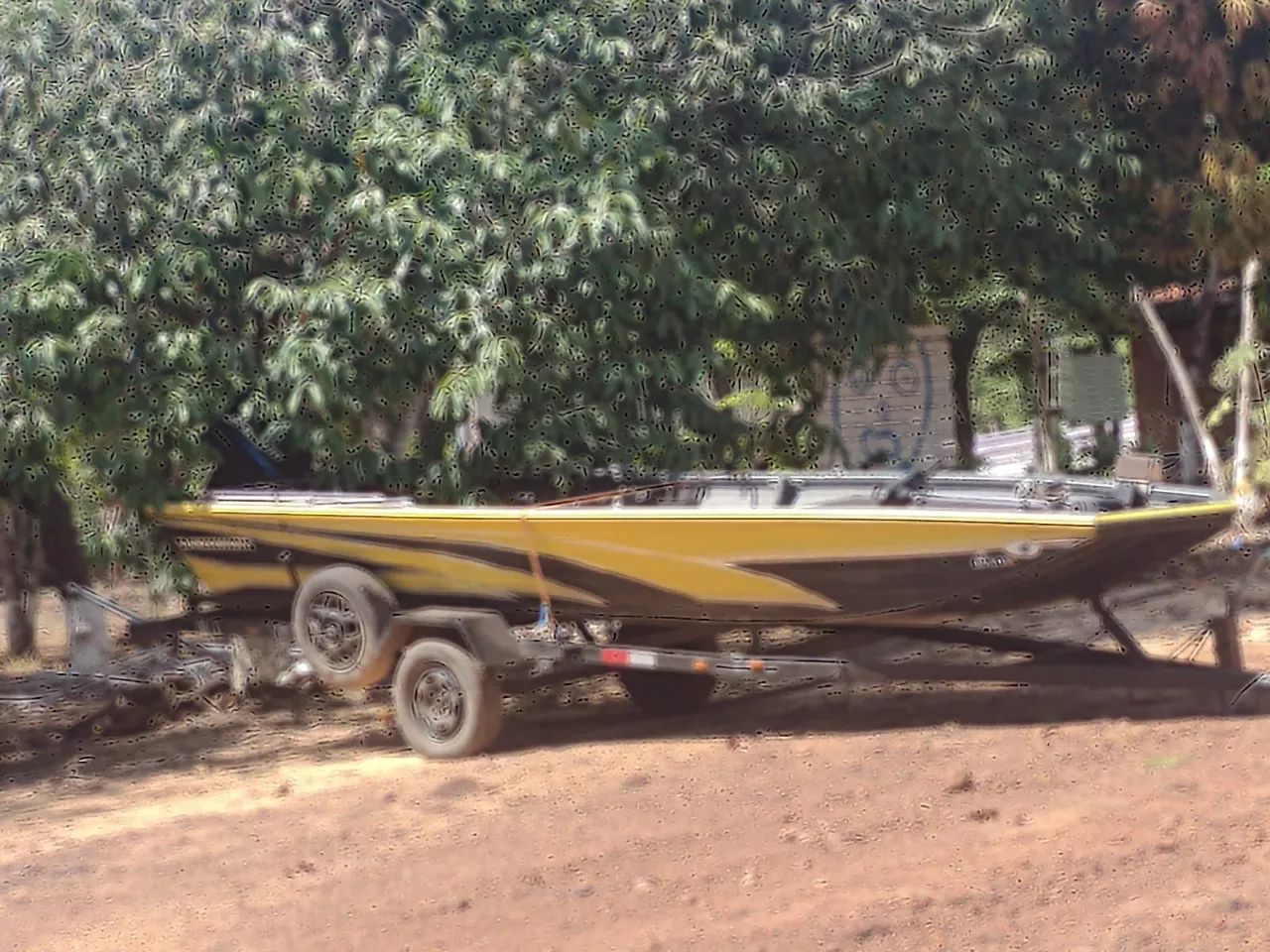 Barco com motor 25 partida elétrica - Foto 3