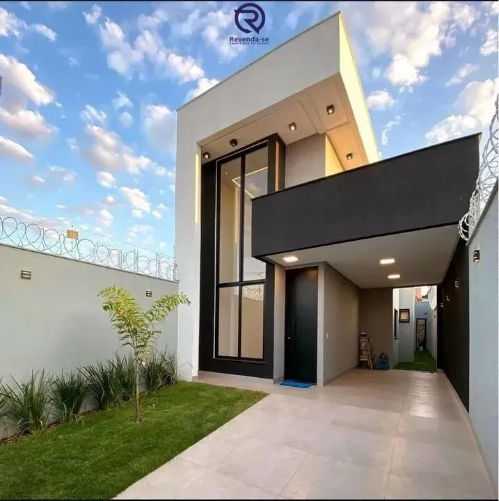 Casa à venda no bairro Jardim Presidente em Goiânia/GO