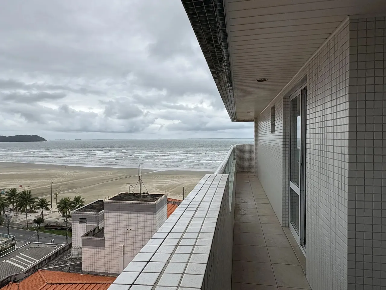 Apartamento à venda na Aviação, Praia Grande-SP: 1 quarto, 1 sala, 1 banheiro, 1 vaga de g