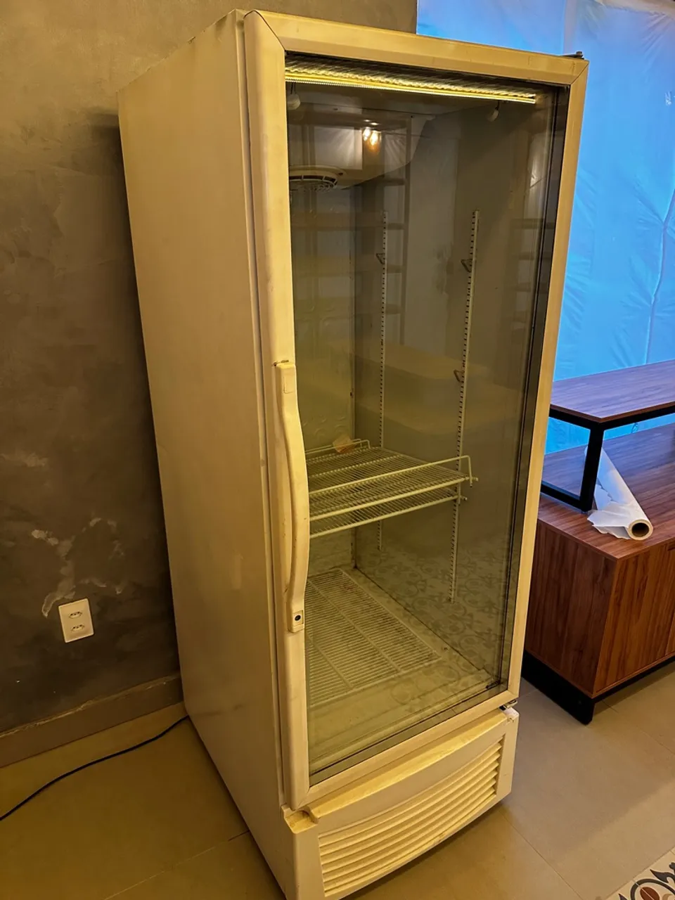 Refrigerador vertical