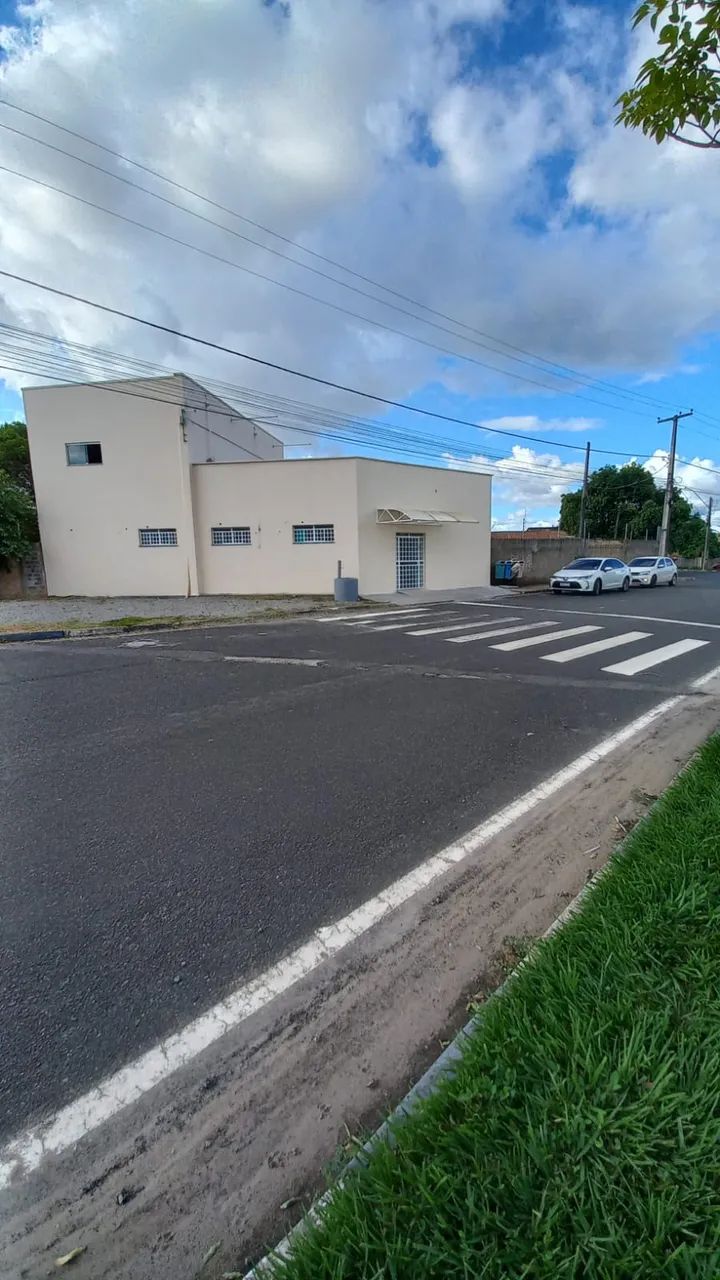 Prédio/Edifício inteiro para venda com 537 metros quadrados com 8 salas - Foto 2