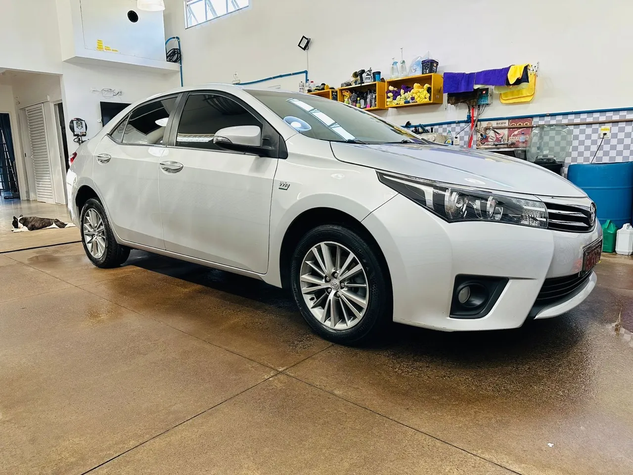 Corolla Altis 2.0 
