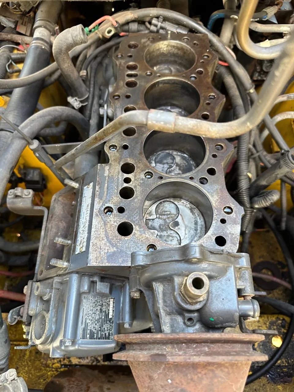 Minicarregadeira New Holland L215 Ano 2011 - Foto 3