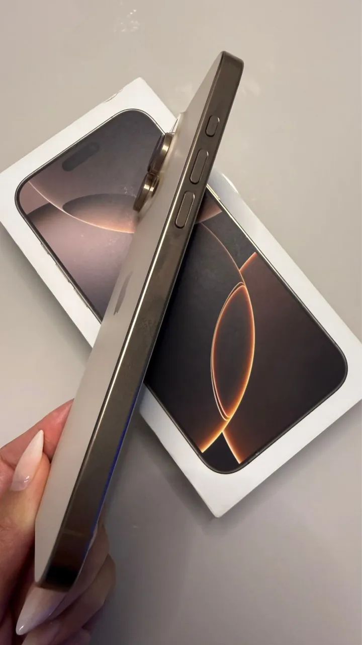 iPhone 16 Pro Max 256GB - Bateria 100% - Completo - Celulares e