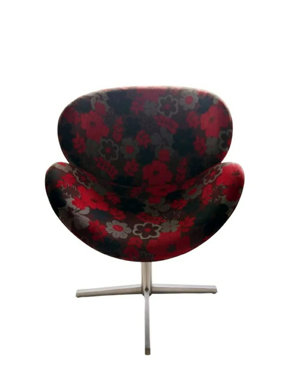 POLTRONA GIRATÓRIA BELLA, PÉS DE ALUMÍNIO POLIDO. 