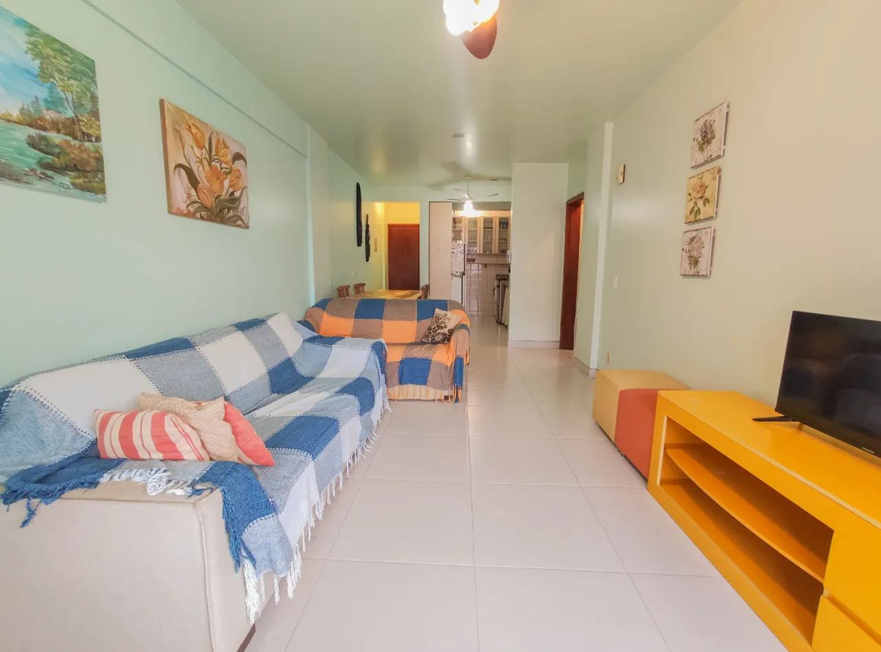 Apartamento para venda em Canasvieiras com 2 quartos, sendo 1 suíte, 72m²