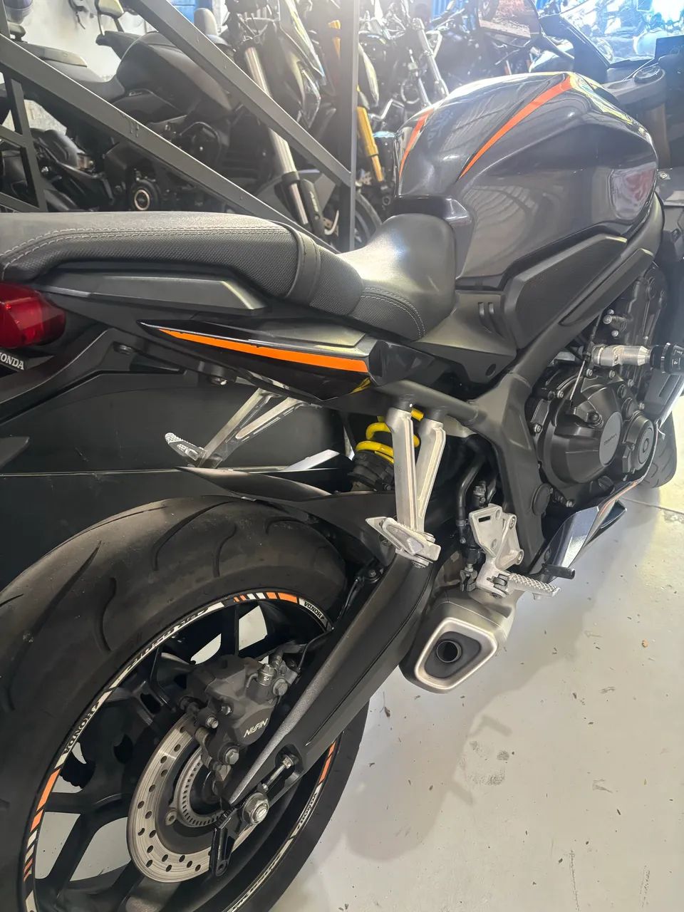 Cbr 650 R impecável! - Foto 3