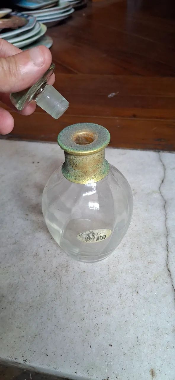 Perfumeiro de vidro antigo - Foto 2