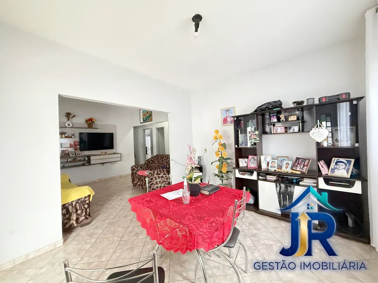 Casa com 4 quartos no Setor Santos Dumont - Goiânia - GO - Foto 5