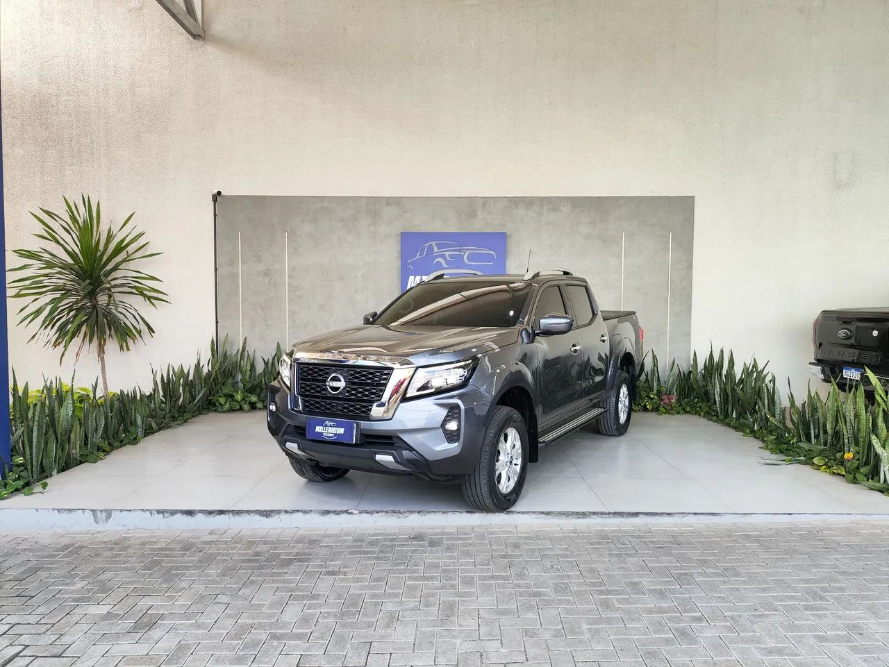 Nissan Frontier Frontier XE CD 4x4 2.3 Bi-TB Diesel Aut. 2025