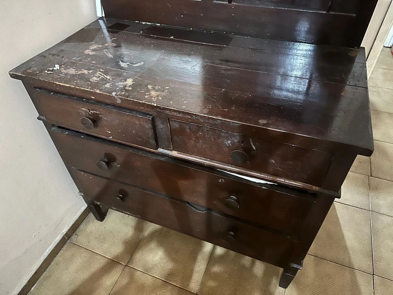 Móvel antigo (penteadeira)