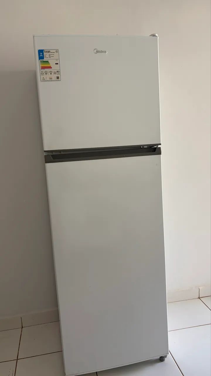 Vendo geladeira 
