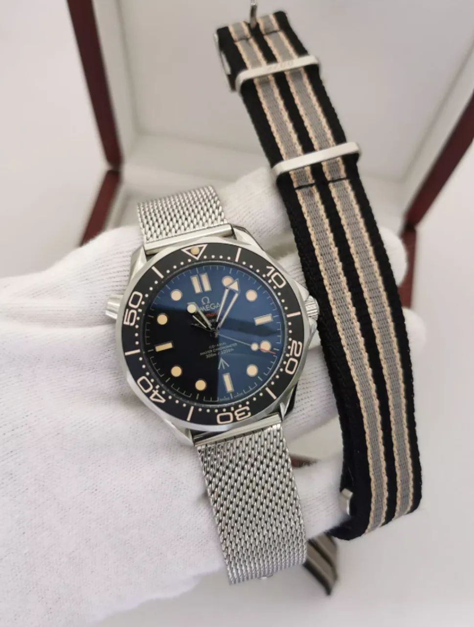 Relógio Masculino Omega Seamaster James Bond 007 Edition Acompanha