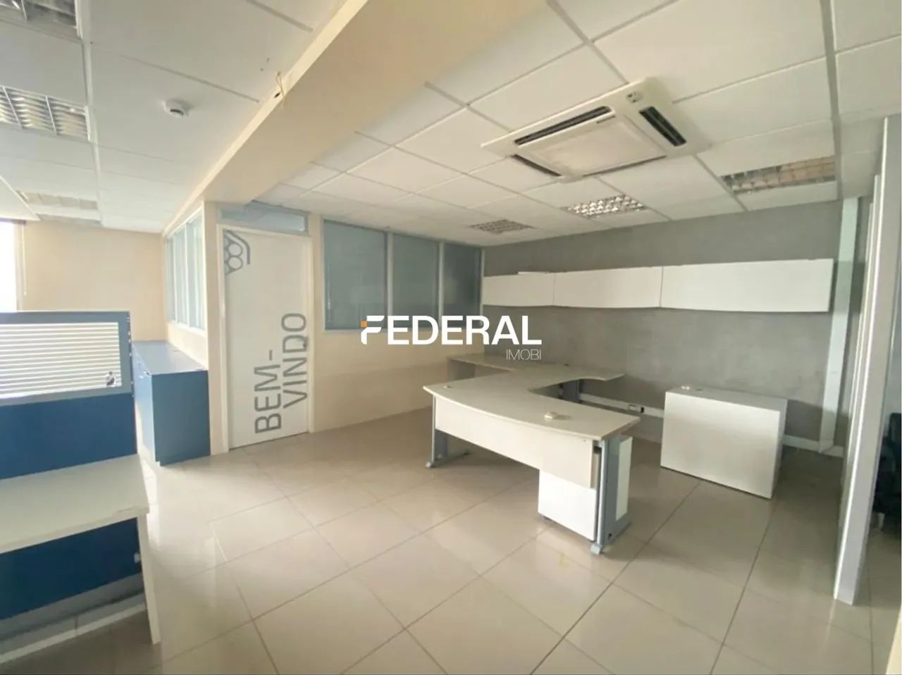 SALA COMERCIAL PARA VENDA OU ALUGUEL SEMIMOBILIADA COM 130M² E ACESSO AO SHOPPI - Foto 3