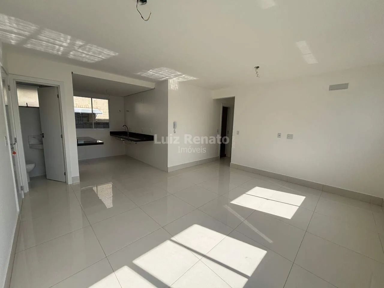 Apartamento para aluguel, 2 quartos, 67m² no Vila Paris - Foto 3