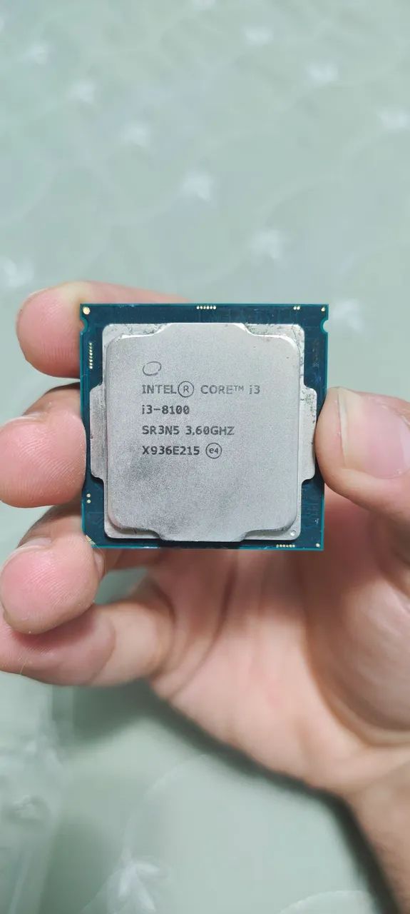 I3 8100 com vídeo integrado