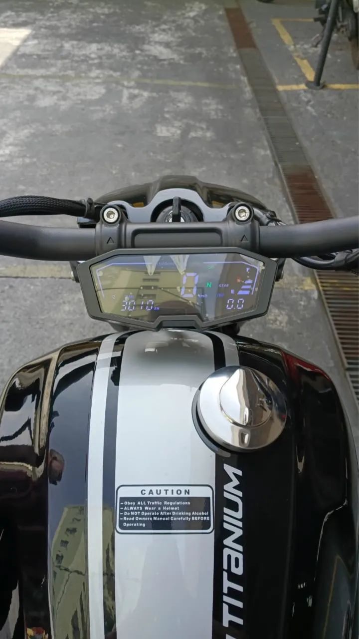 Titanium 250 - Foto 2