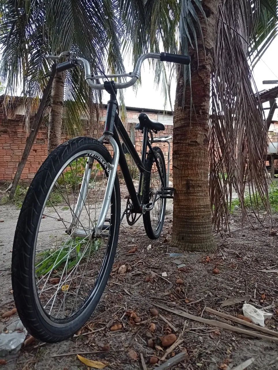 Vende se essa bicicleta aro 26 preta top demais  - Foto 4