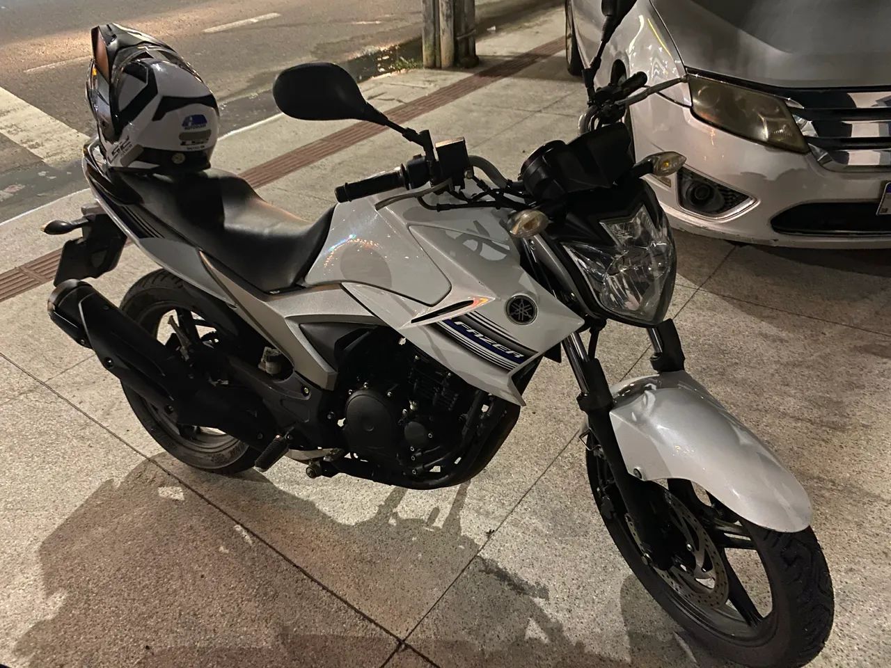Fazer 250