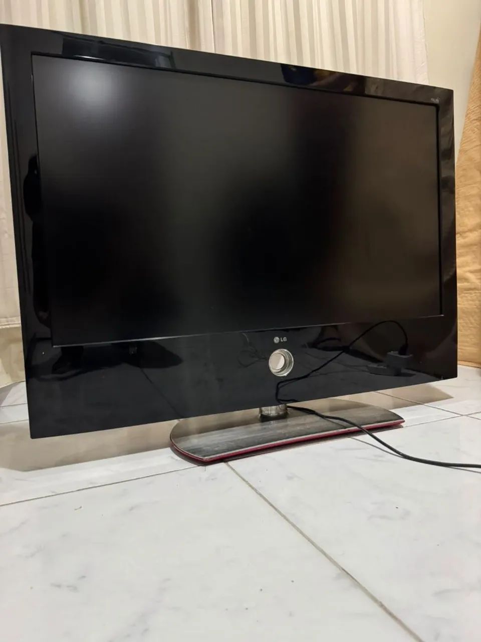 TV LG SCARLET 42" FULL HD - Foto 3