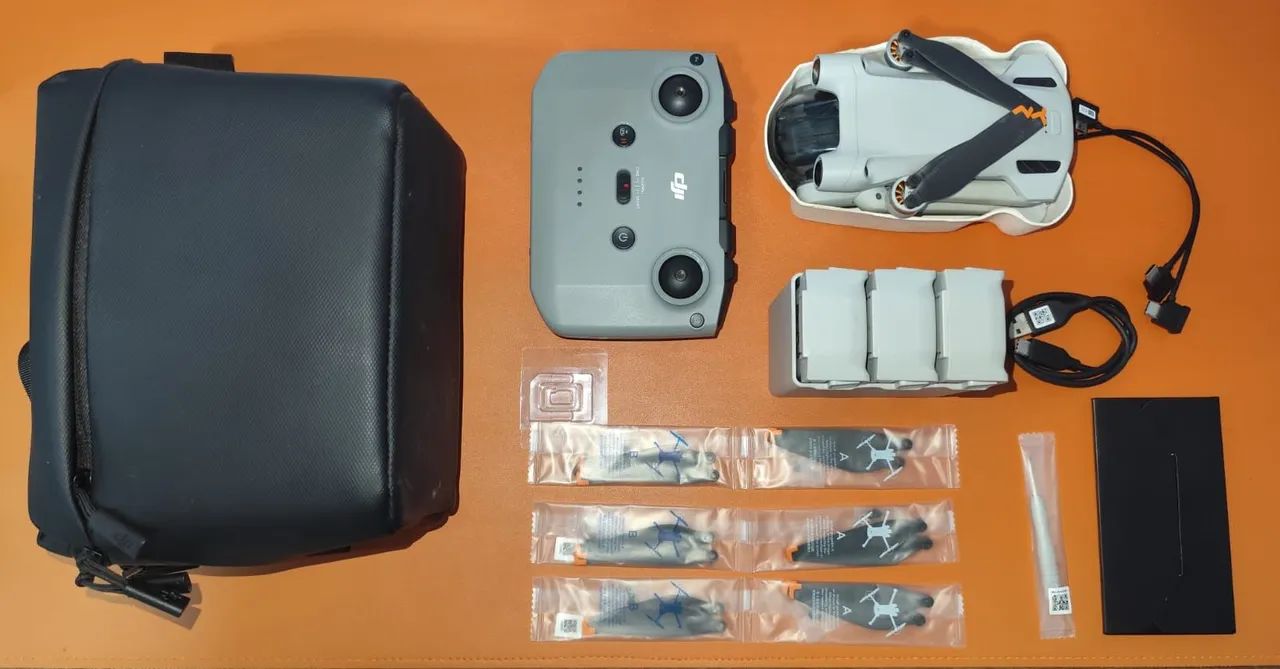 DRONE DJI MINI 3 PRO + FLY MORE ? COMPLETO E POUQUÍSSIMO USADO - Foto 2