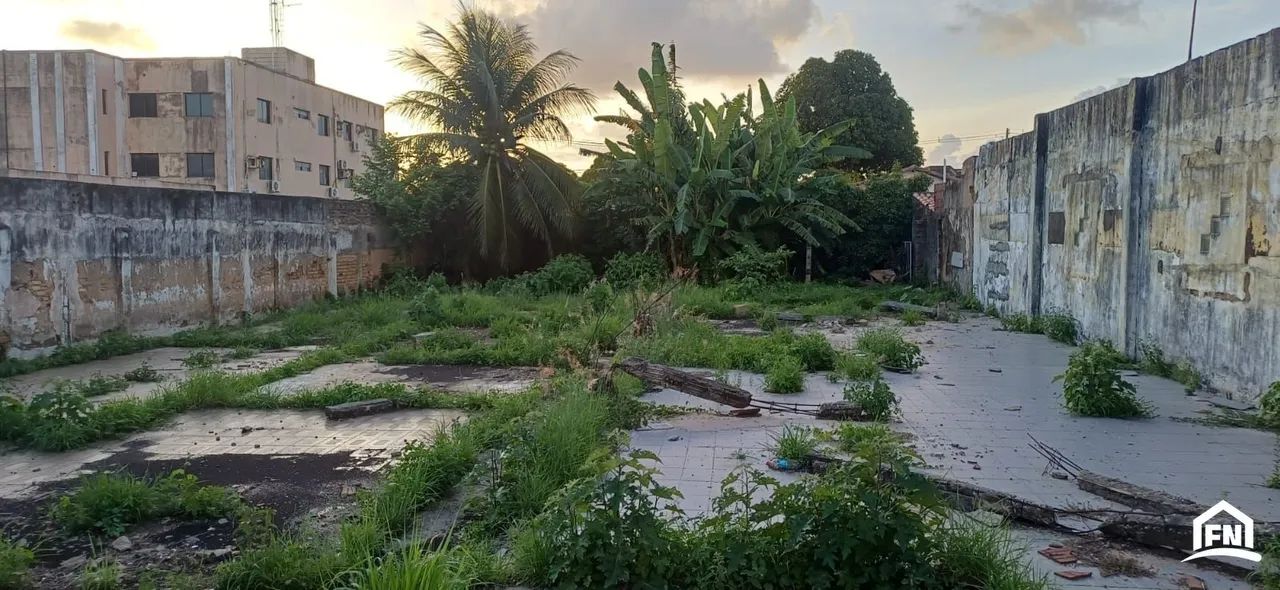 Oportunidade em Monte Castelo: Amplo Terreno 15x32 (480m²)