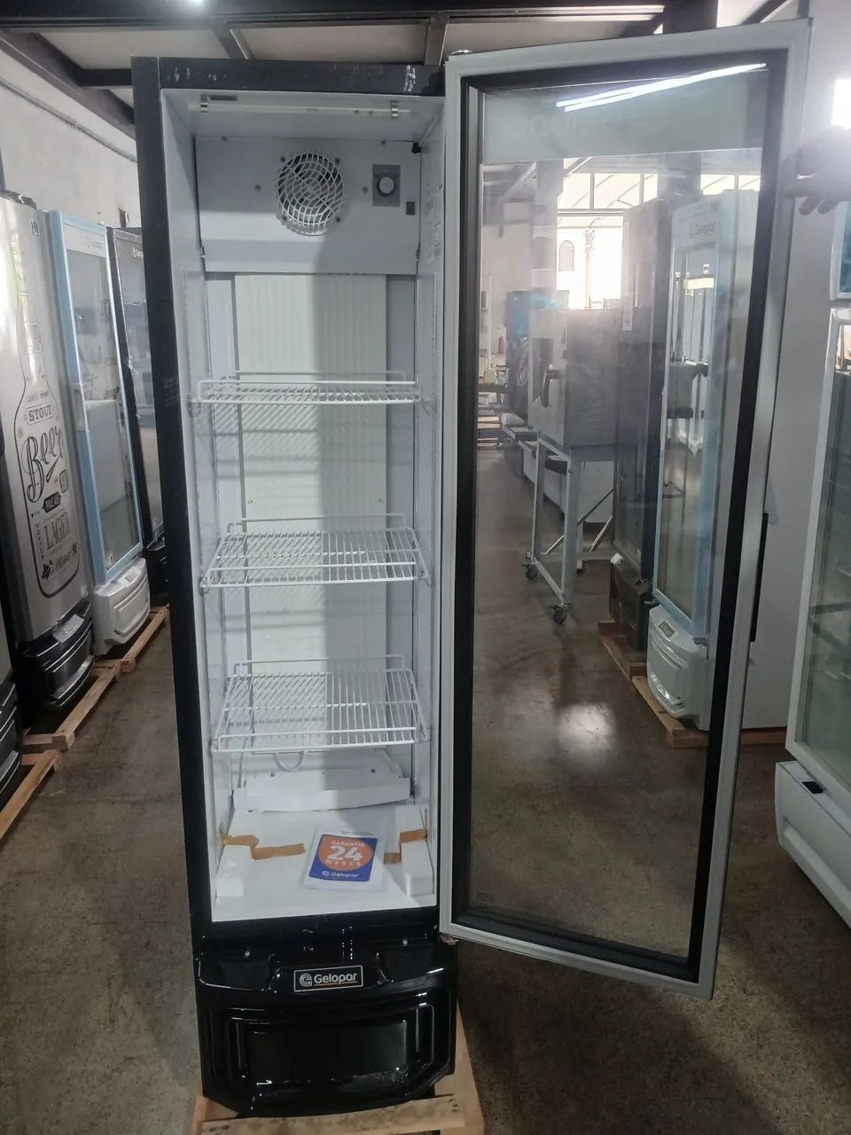 Refrigerador/Expositor Vertical Gelopar GPTU-230  - Foto 4