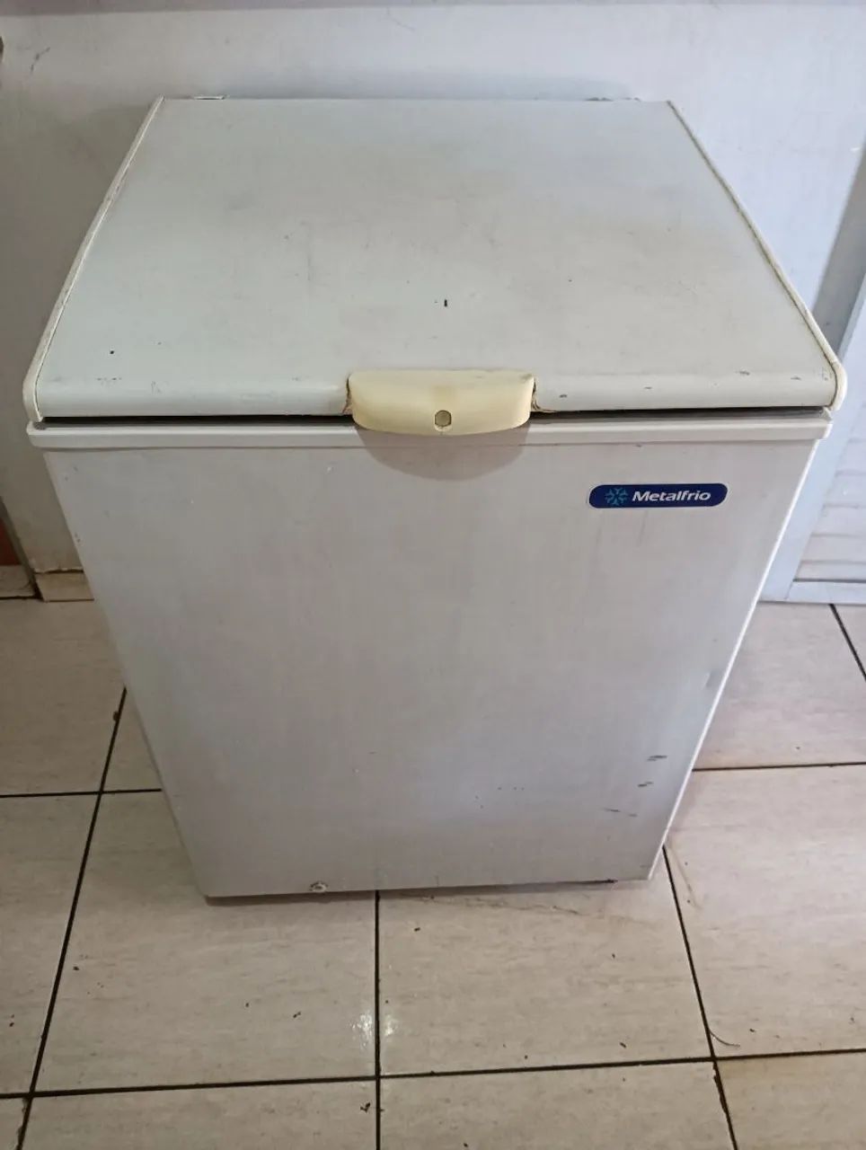 Freezer Horizontal Branco 166L Modelo Metalfrio DA170 - Foto 2