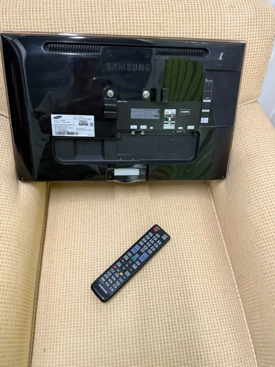 Monitor Samsung T22A550 21,5" - Com entrada HDMI - Foto 2