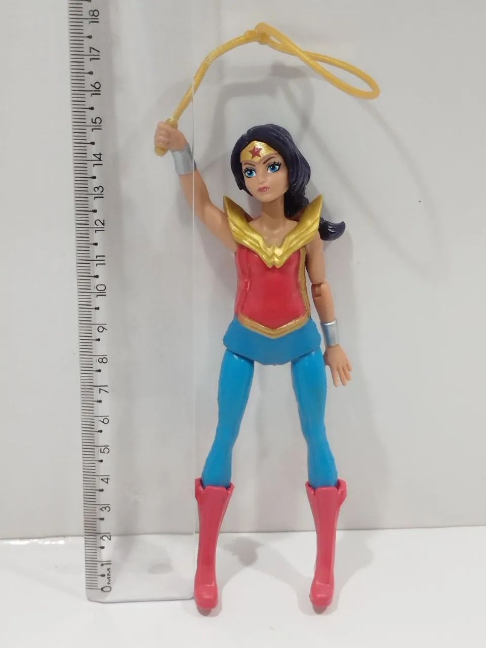 Boneco da mulher maravilha original. - Foto 3