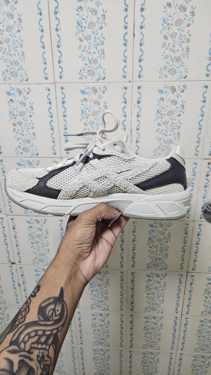 Asics 1130 hal studios 38BR (serve 39)com caixa  - Foto 2