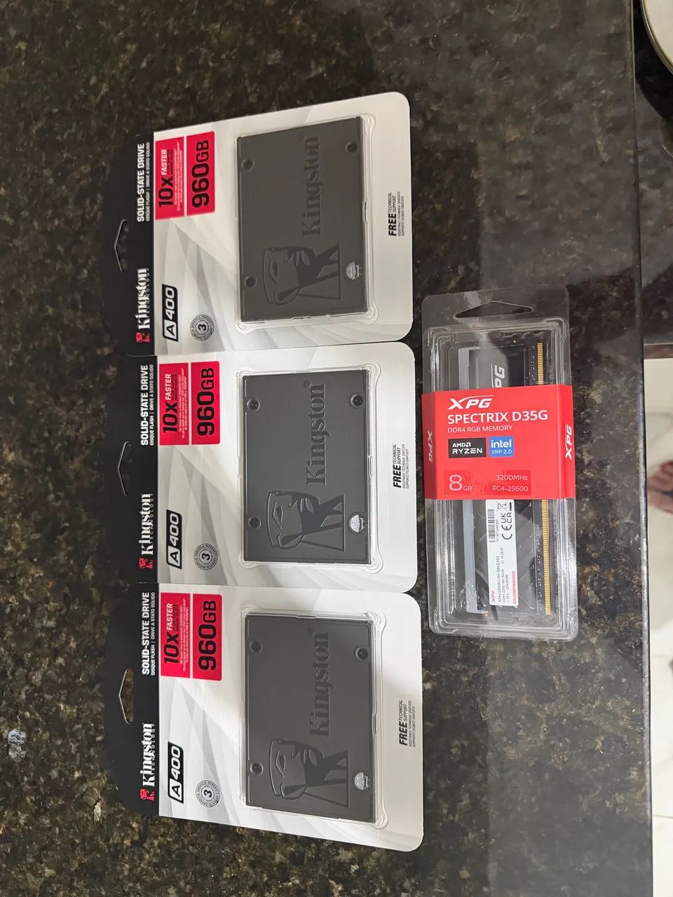 3 SSD 960gb + 1 Memória RAM DDR4 8gb - Foto 2