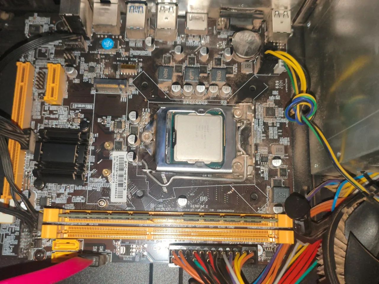 Kit Intel i3 ,8 GB ram e fonte 200w