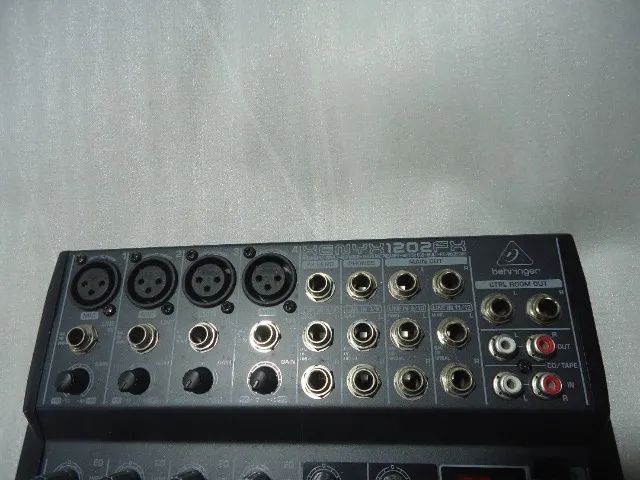 Mesa Behringer Xenyx 1202fx Conservada E 100% Funcionando . - Foto 4