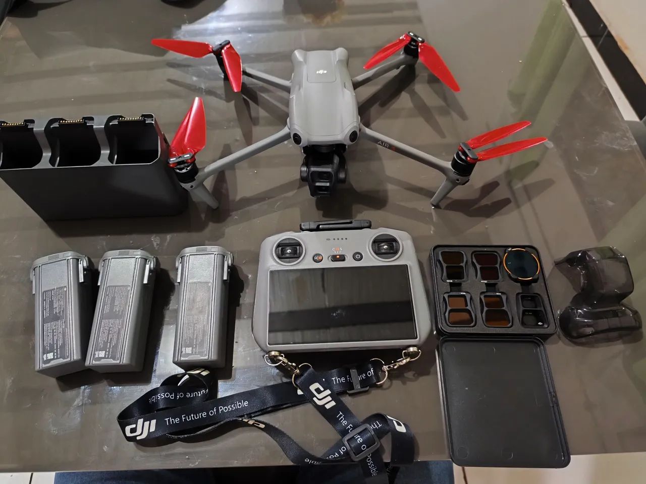 Drone Air 3 DJI vende se - Foto 2
