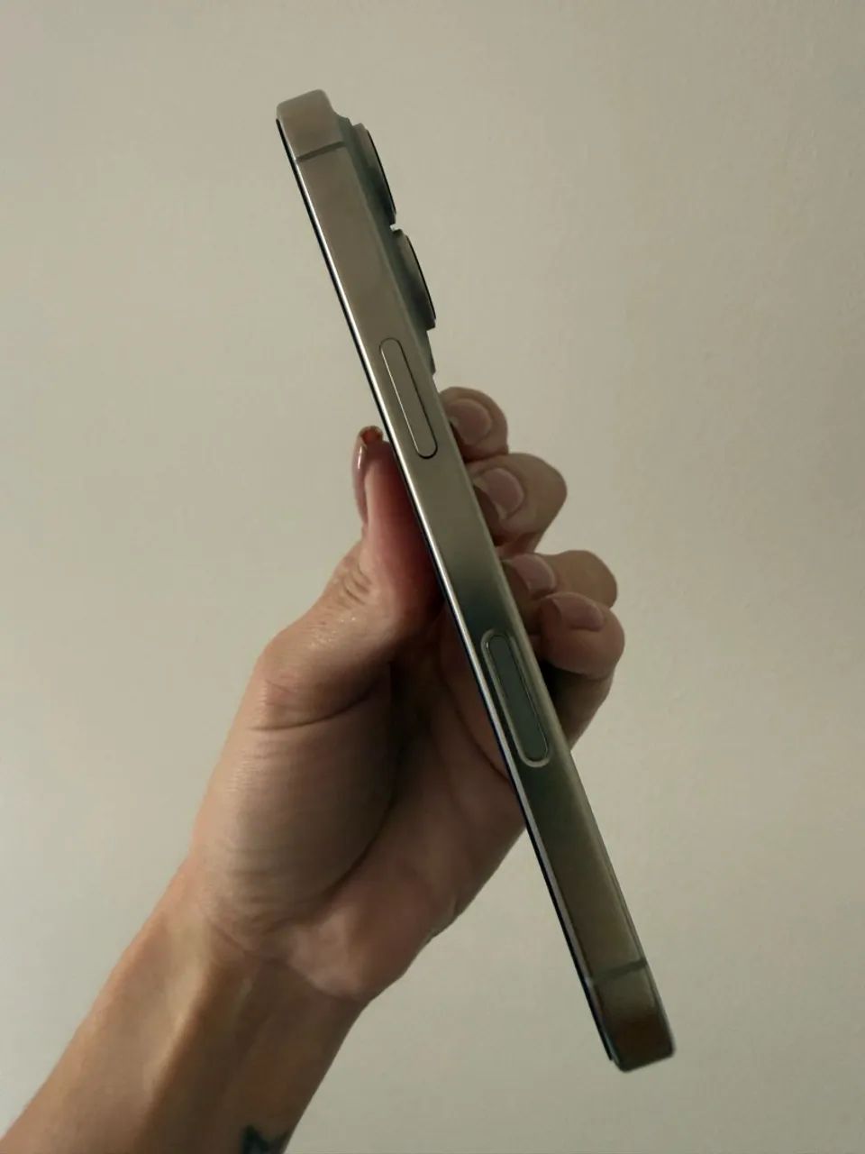 iPhone 16 pro 128gb - Foto 5