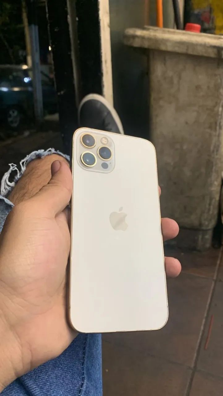 ? iPhone 12 Pro 128GB - Gold