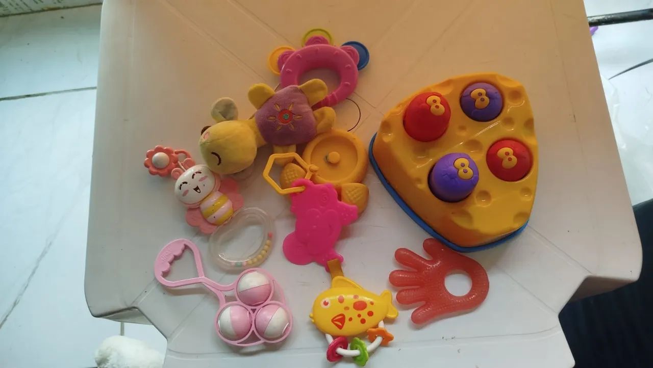 Lote de brinquedo para bebê. - Foto 4