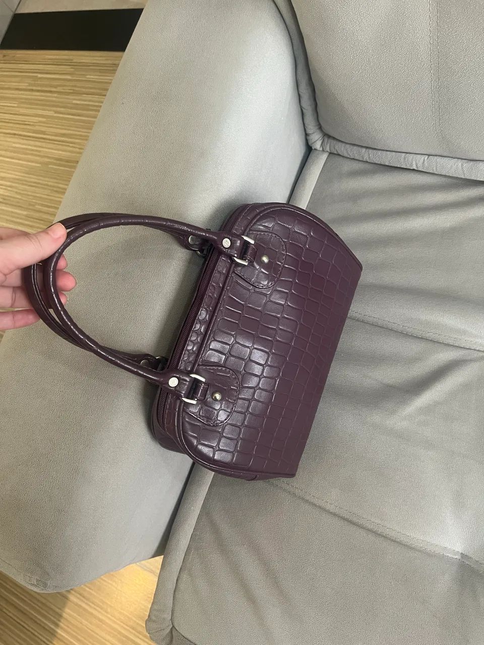 Bolsa L&G Vinho Croco Modelo Baú - Foto 4
