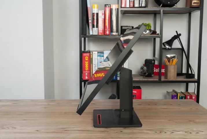 ThinkVision 4K 32 polegadas Monitor profissional Lenovo - Foto 3