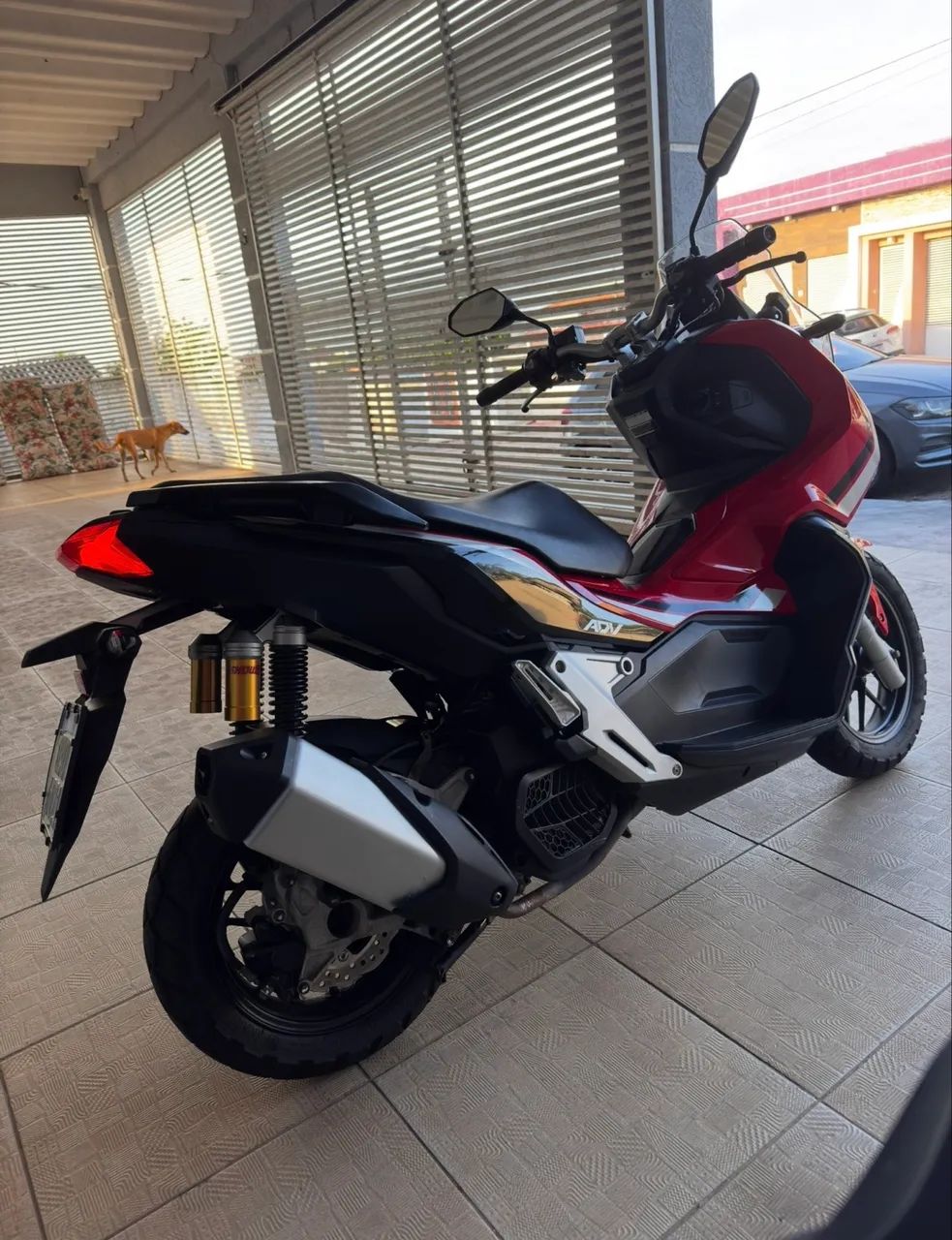 Vendo moto ADV 150  - Foto 5