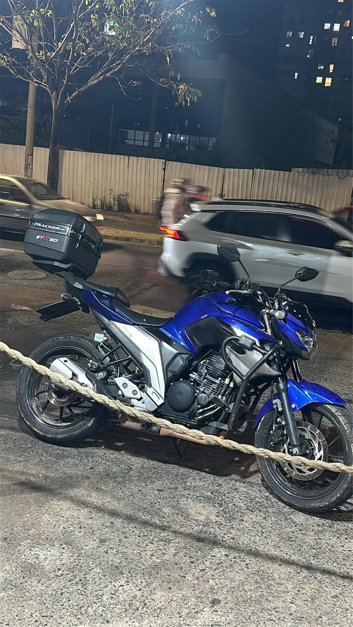FAZER 250 
