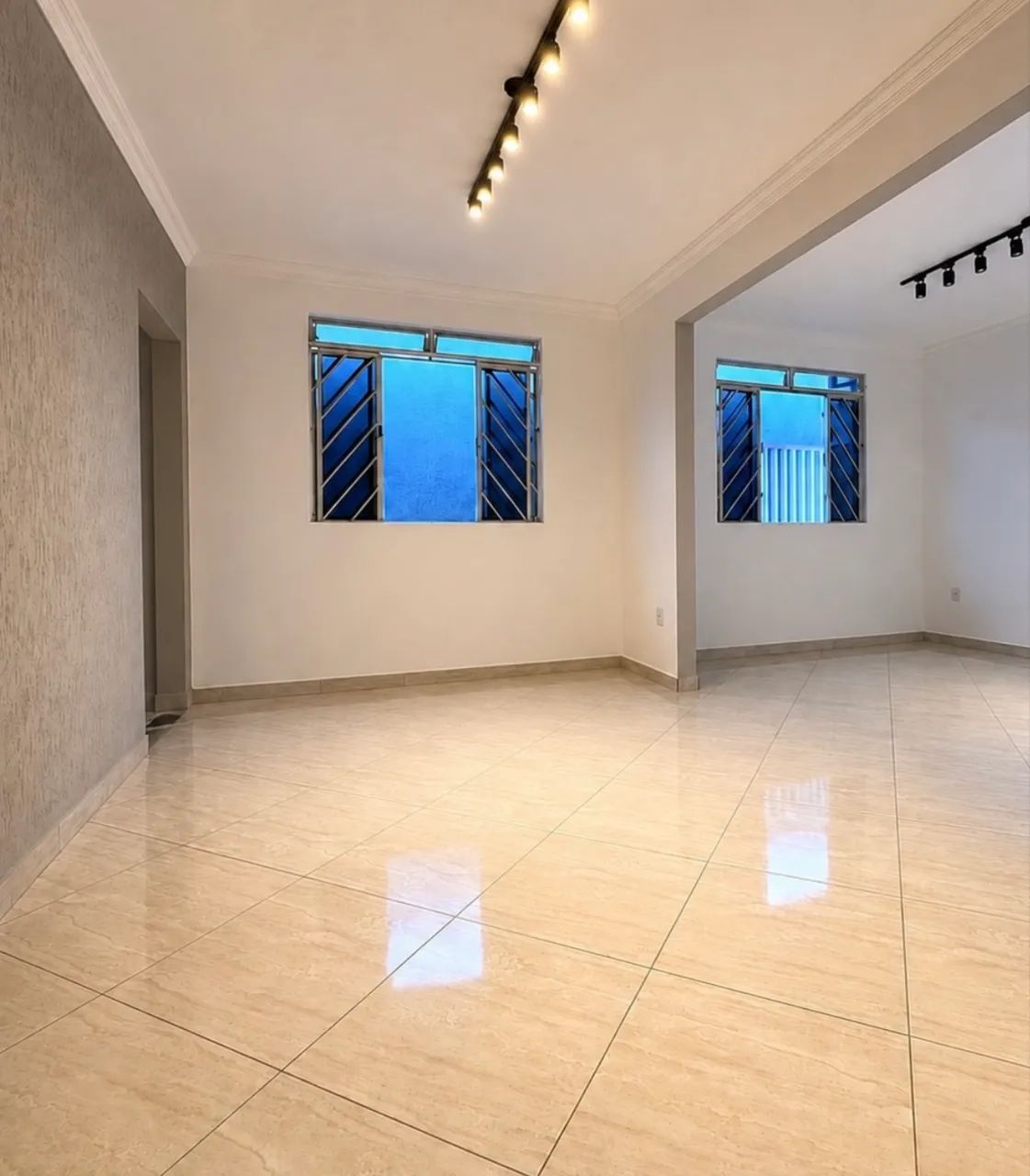 Casa com 5 quartos, sendo1 suíte em um terreno de 360m2  - Foto 4
