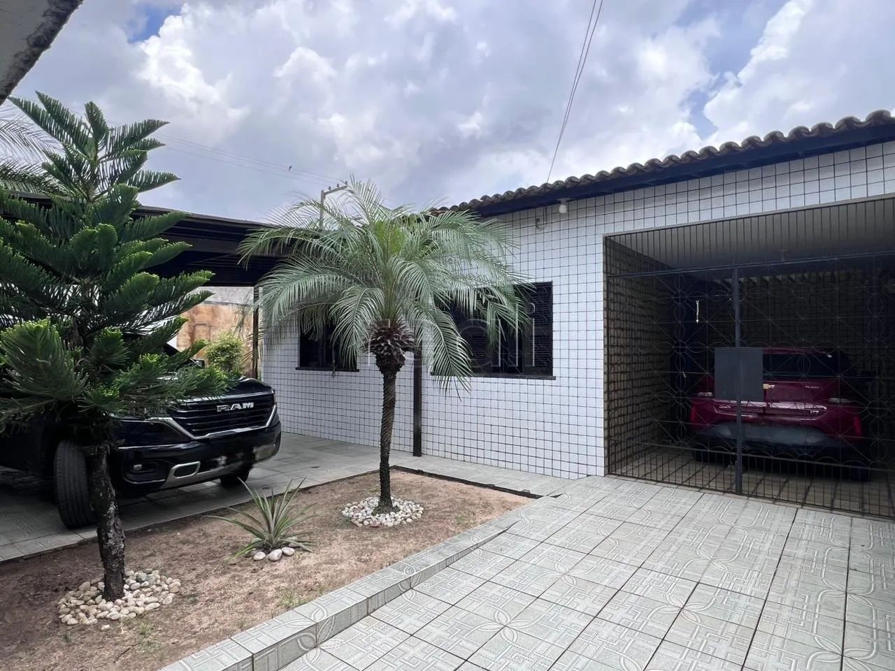 Casa Solta | Vila Velha | 170m² | 03 Quartos | 04 Vagas